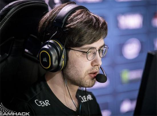 传奇杯开启Solo赛：谁是真五费，谁是假三费，峡谷见分晓